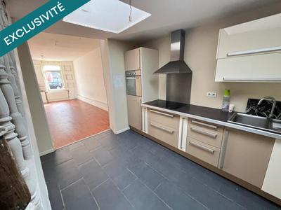 Maison - 97 m² - 4 pièces