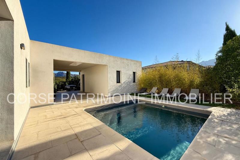 Villa - 135 m² - 6 pièces