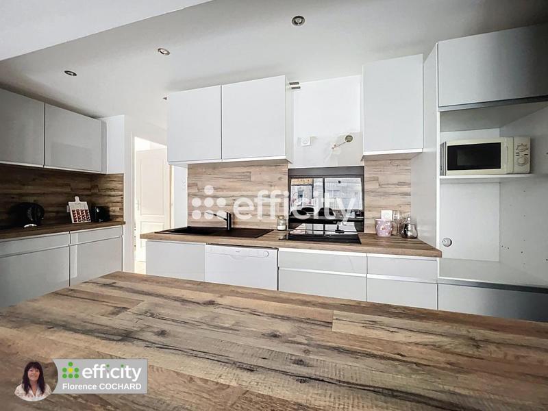 Appartement - 105 m² - 4 pièces