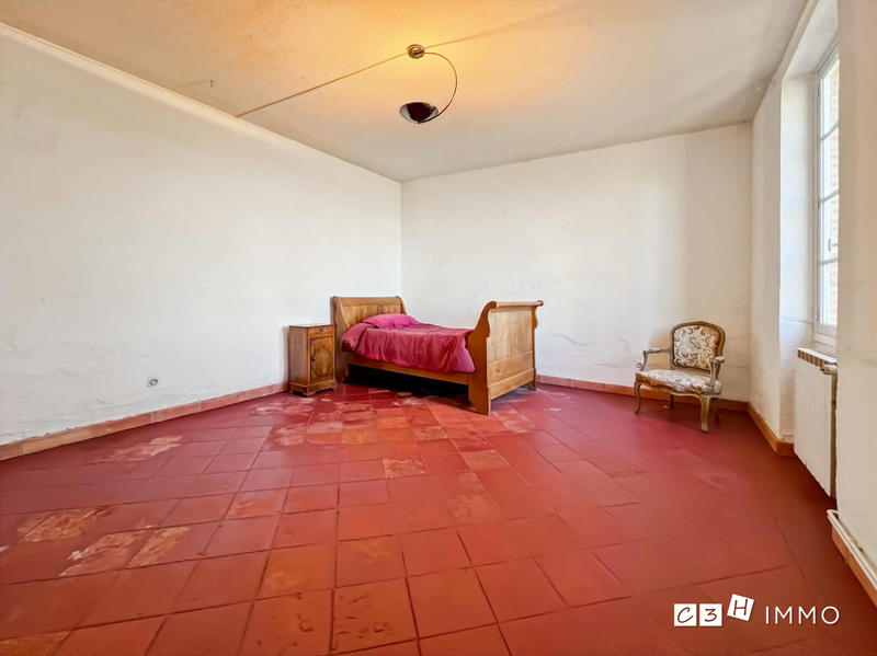 Maison - 295 m² - 7 pièces