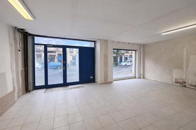 Local commercial - 148 m²