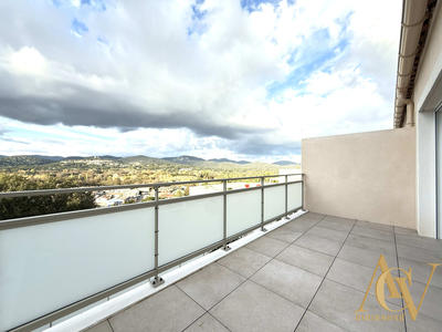 Appartement - 68 m² - 3 pièces