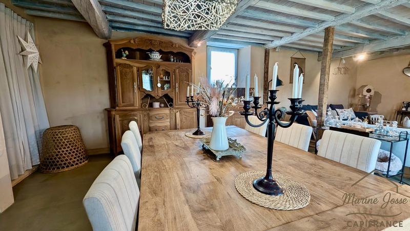 Maison - 187 m² - 7 pièces