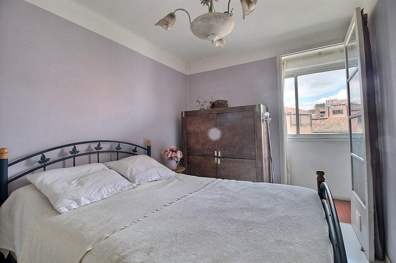 Appartement - 102 m² - 5 pièces