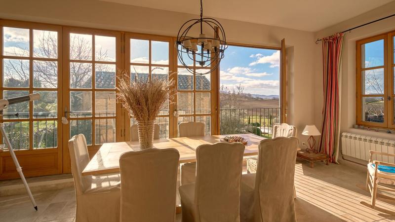 Propriété - 292 m² - 9 pièces