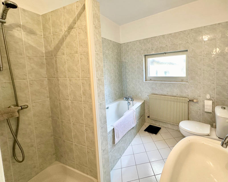 Maison - 105 m² - 6 pièces