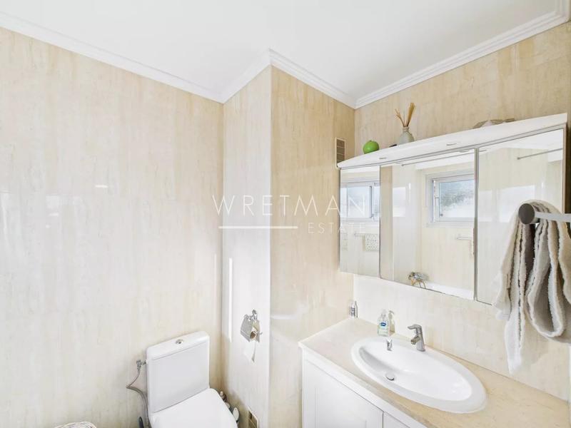 Appartement - 95 m² - 4 pièces