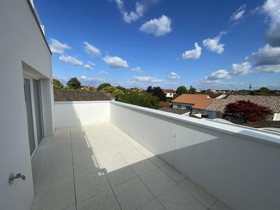 Appartement - 75 m² - 4 pièces