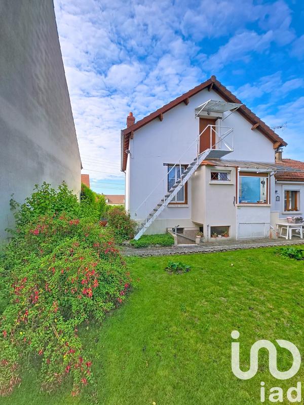 Maison - 106 m² - 6 pièces