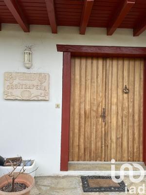 Maison - 209 m² - 7 pièces