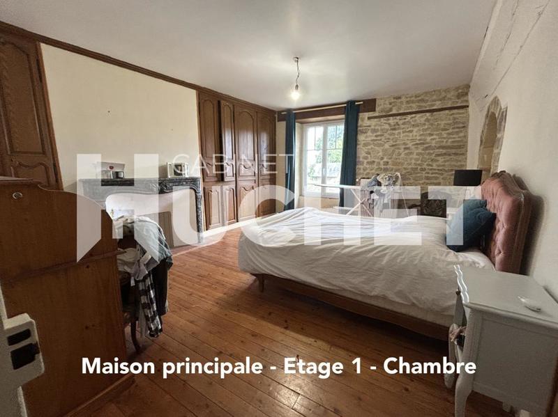 Maison - 644 m² - 15 pièces
