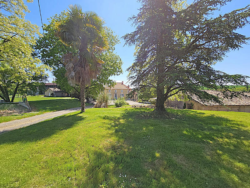 Maison - 122 m² - 6 pièces