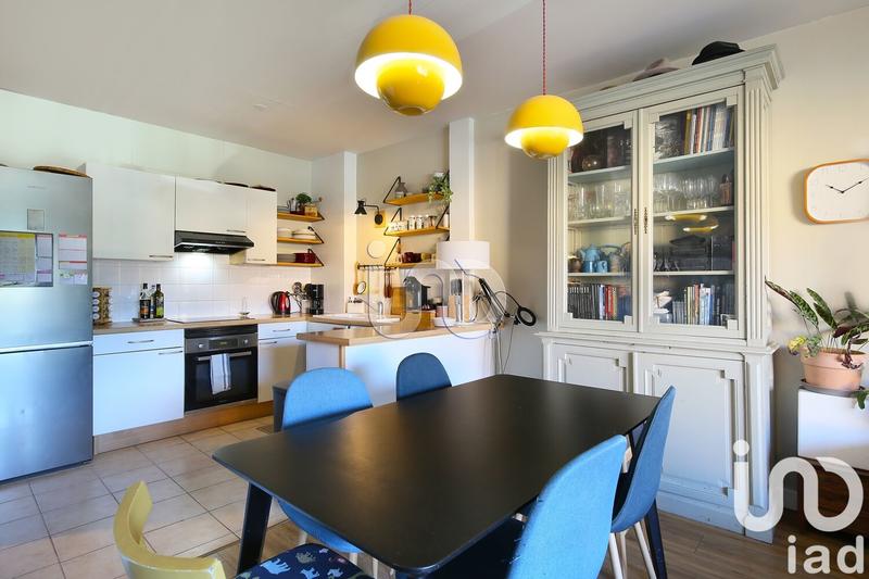 Appartement - 64 m² - 3 pièces