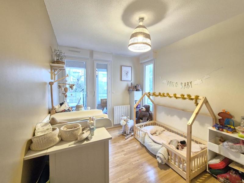 Appartement ancien - 69 m² - 3 pièces