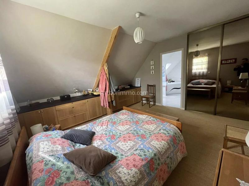 Maison - 210 m² - 8 pièces