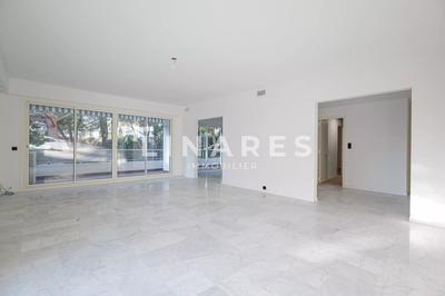 Appartement - 168 m² - 5 pièces