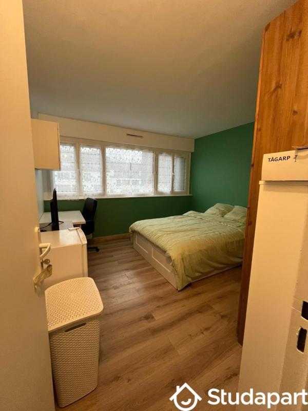 Chambre - 10 m² - 1 pièce