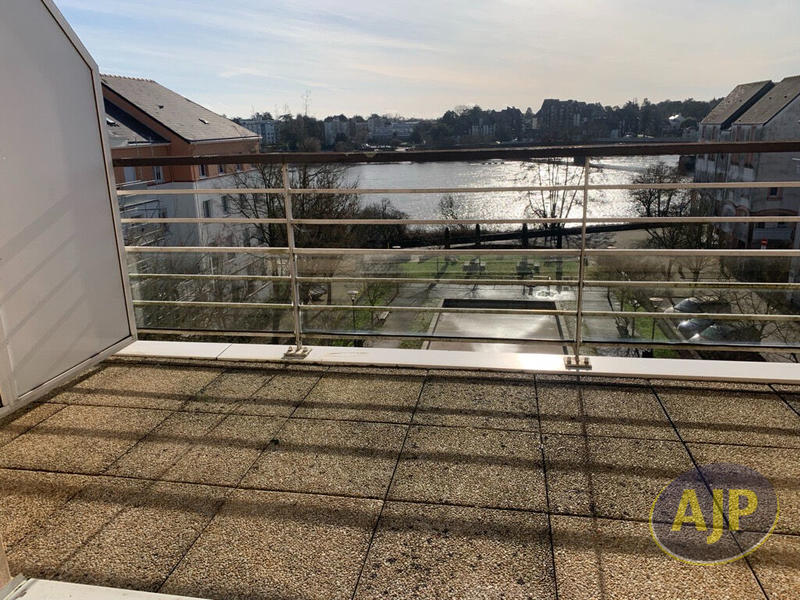 Appartement - 79 m² - 4 pièces