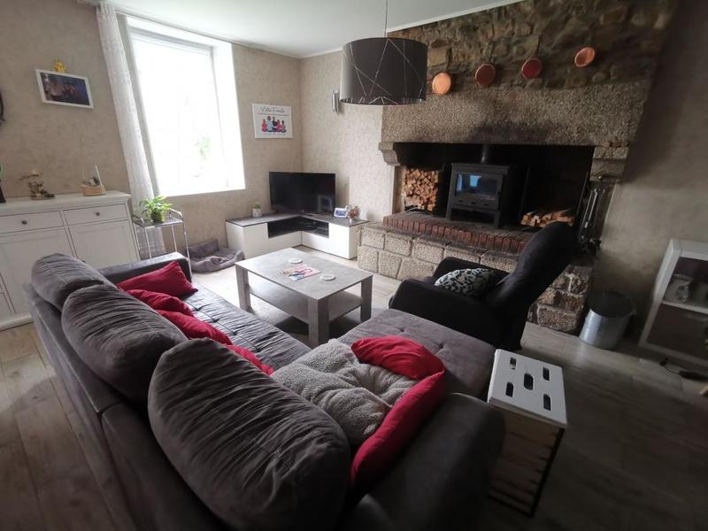 Maison - 140 m² - 5 pièces