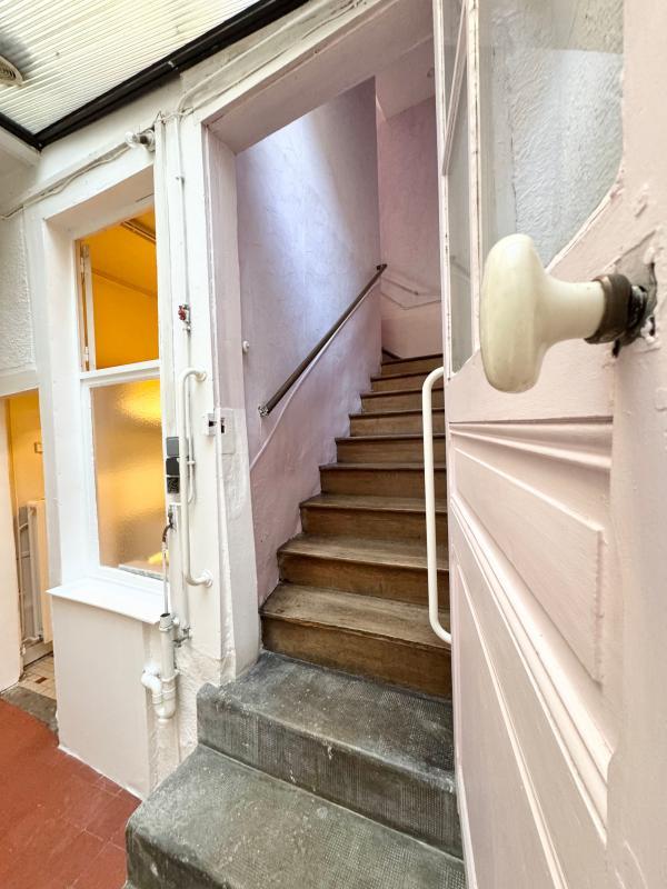 Maison de ville - 85 m² - 4 pièces