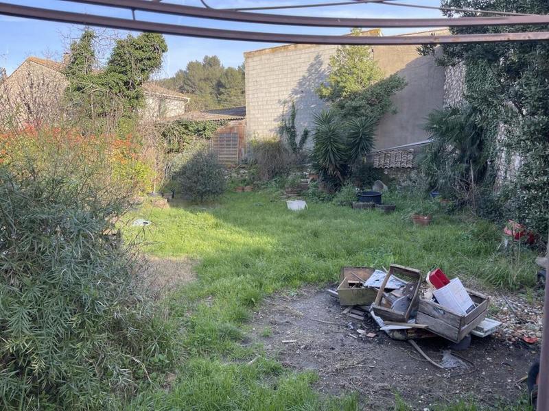 Maison - 330 m² - 8 pièces