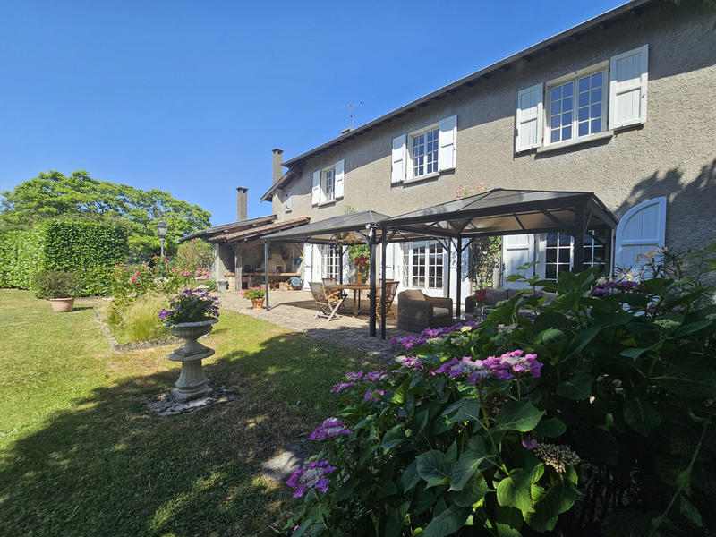 Maison - 293 m² - 7 pièces