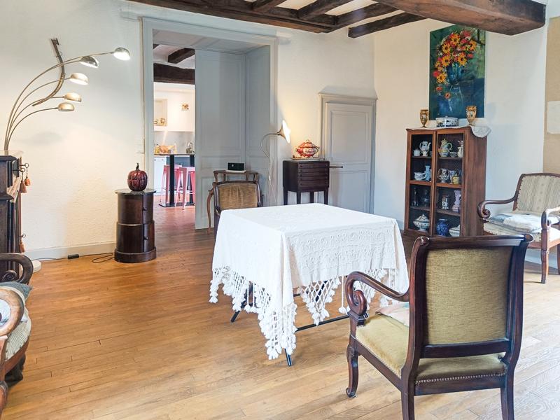 Maison - 180 m² - 10 pièces