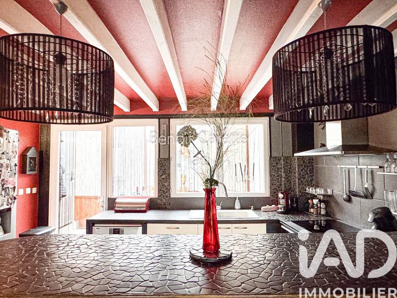 Maison - 137 m² - 6 pièces