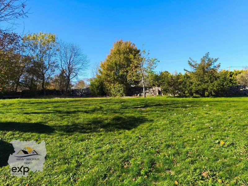 Maison en pierre - 143 m² - 4 pièces