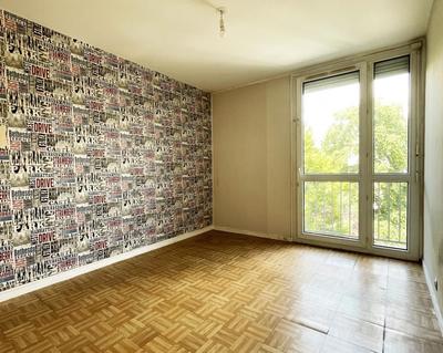 Appartement - 77 m² - 4 pièces