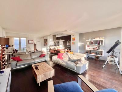 Appartement - 100 m² - 4 pièces