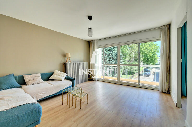 Appartement - 77 m² - 4 pièces