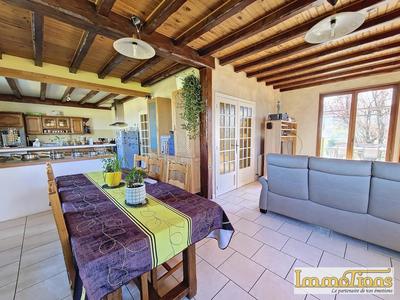 Maison - 111 m² - 6 pièces