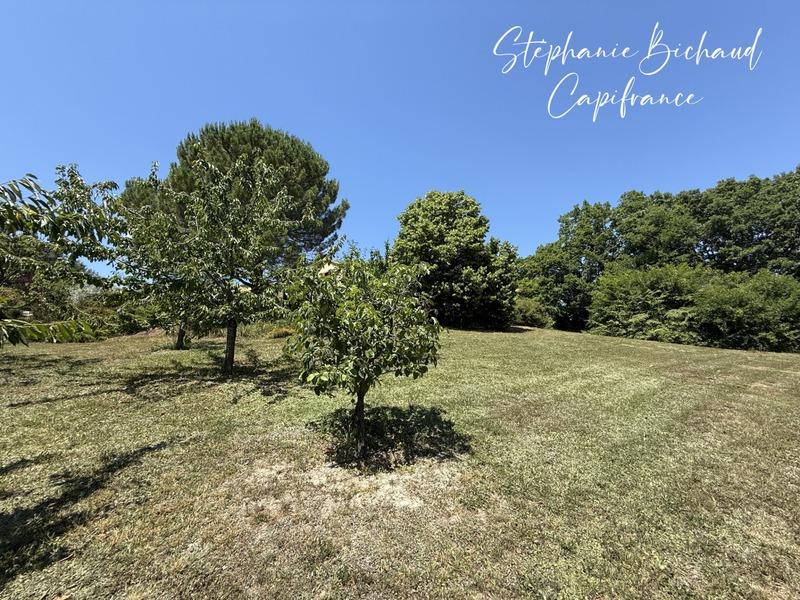 Maison - 212 m² - 7 pièces