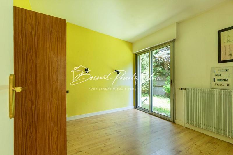 Maison - 179 m² - 6 pièces