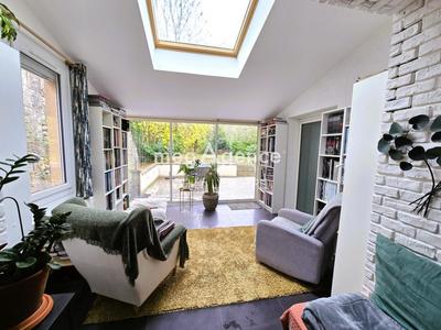 Maison - 147 m² - 6 pièces