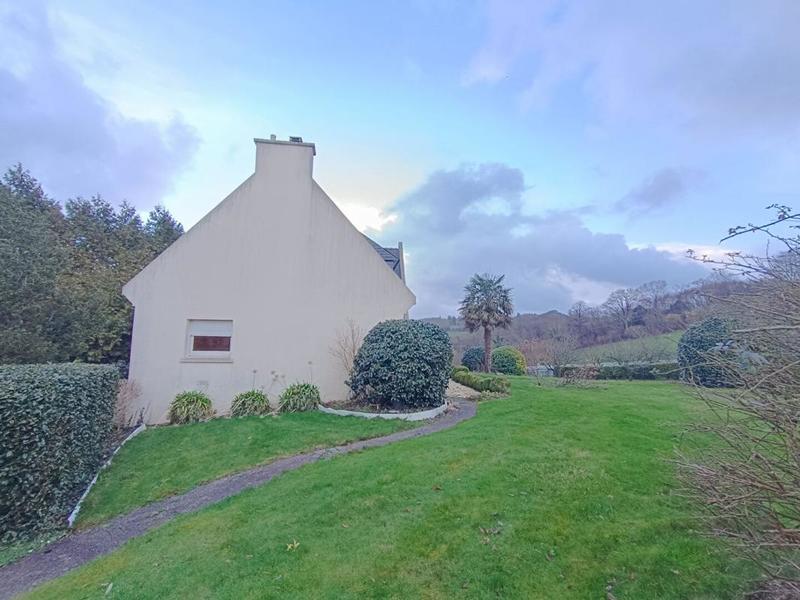 Maison - 150 m² - 8 pièces