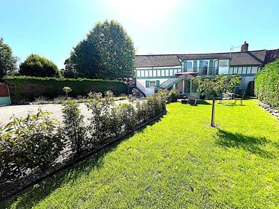 Maison - 132 m² - 8 pièces