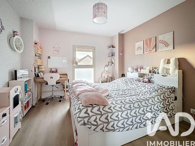 Maison - 224 m² - 8 pièces