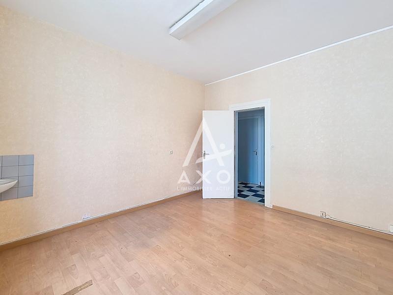 Appartement - 80 m² - 3 pièces