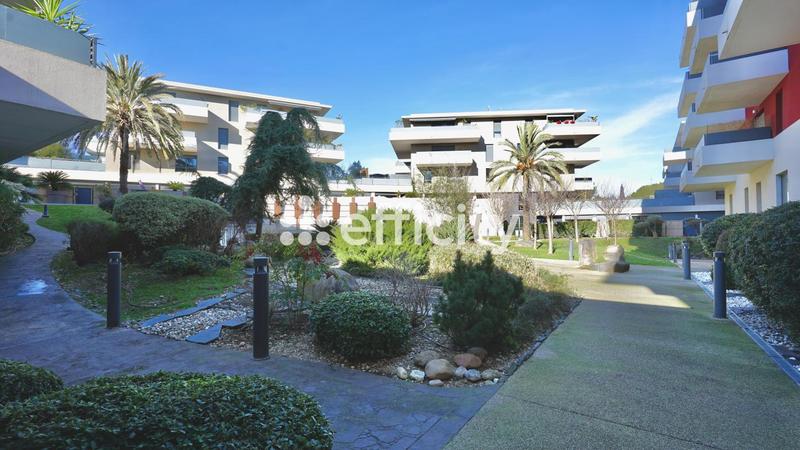 Appartement - 82 m² - 4 pièces