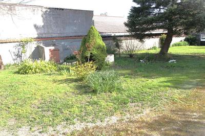 Maison - 273 m² - 11 pièces