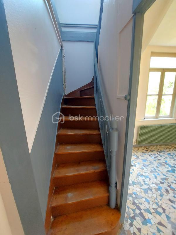 Maison jumelée - 53 m² - 5 pièces