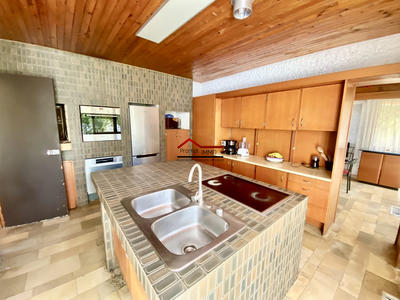 Maison ancienne - 216 m² - 8 pièces