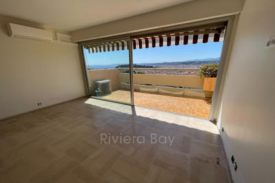 Appartement - 79 m² - 3 pièces