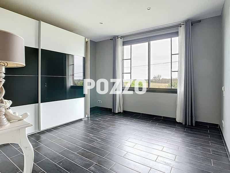 Maison - 125 m² - 5 pièces