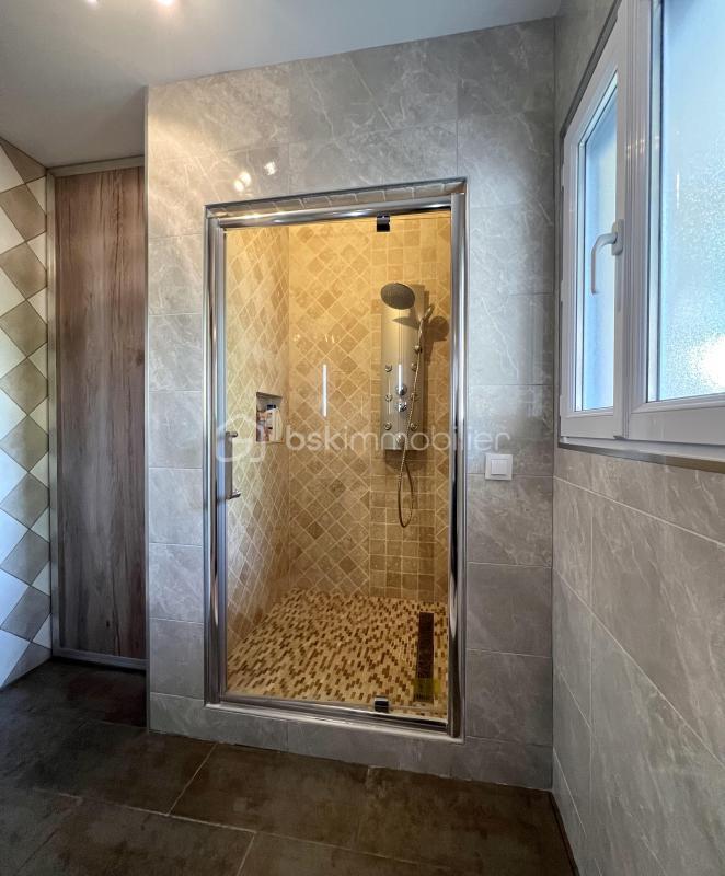 Maison - 131 m² - 6 pièces