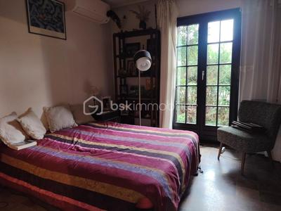 Maison - 102 m² - 4 pièces