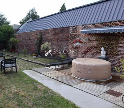 Maison - 204 m² - 8 pièces