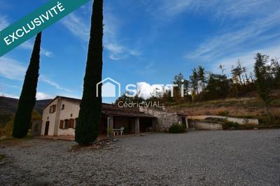 Maison - 190 m² - 6 pièces